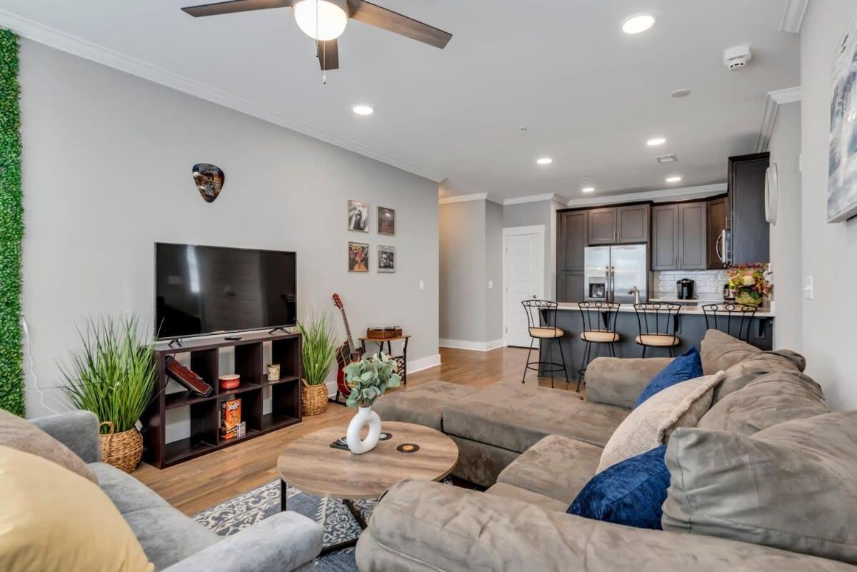 Modern Nations Condo - Walkable - 5 Mi Downtown Nashville Exterior photo